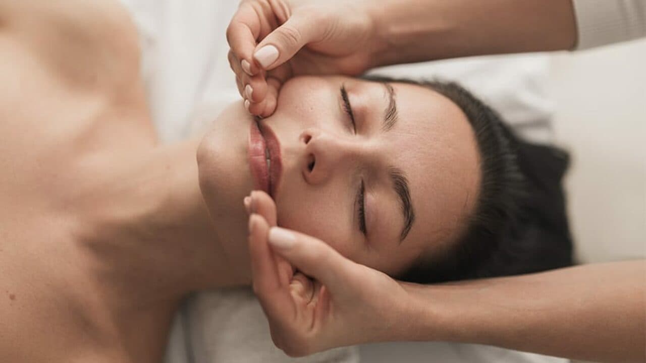 Massagem Relaxante com Aromaterapia 2